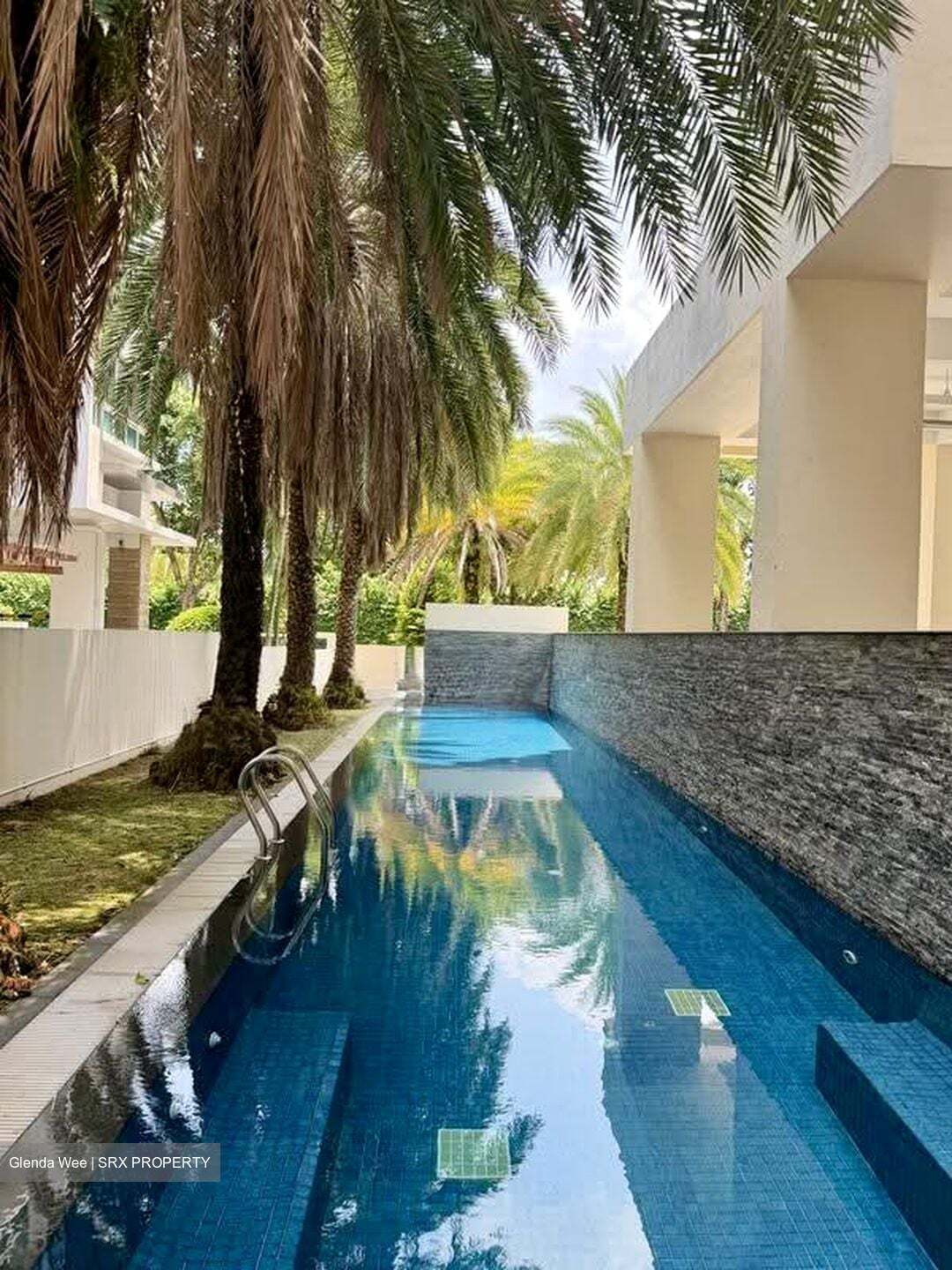 Oceanfront Suites (D17), Apartment #608150441